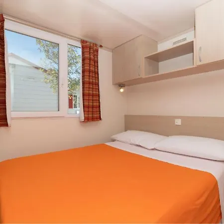 Camping Village Verdemare Srl * Fermo