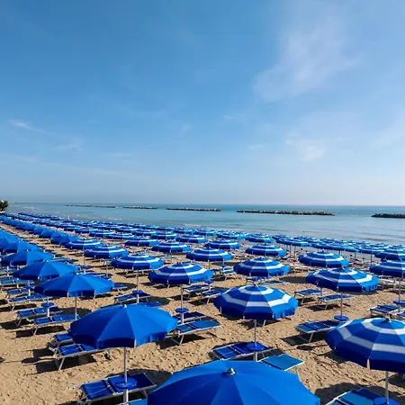 Aparthotel Village Verdemare Srl *